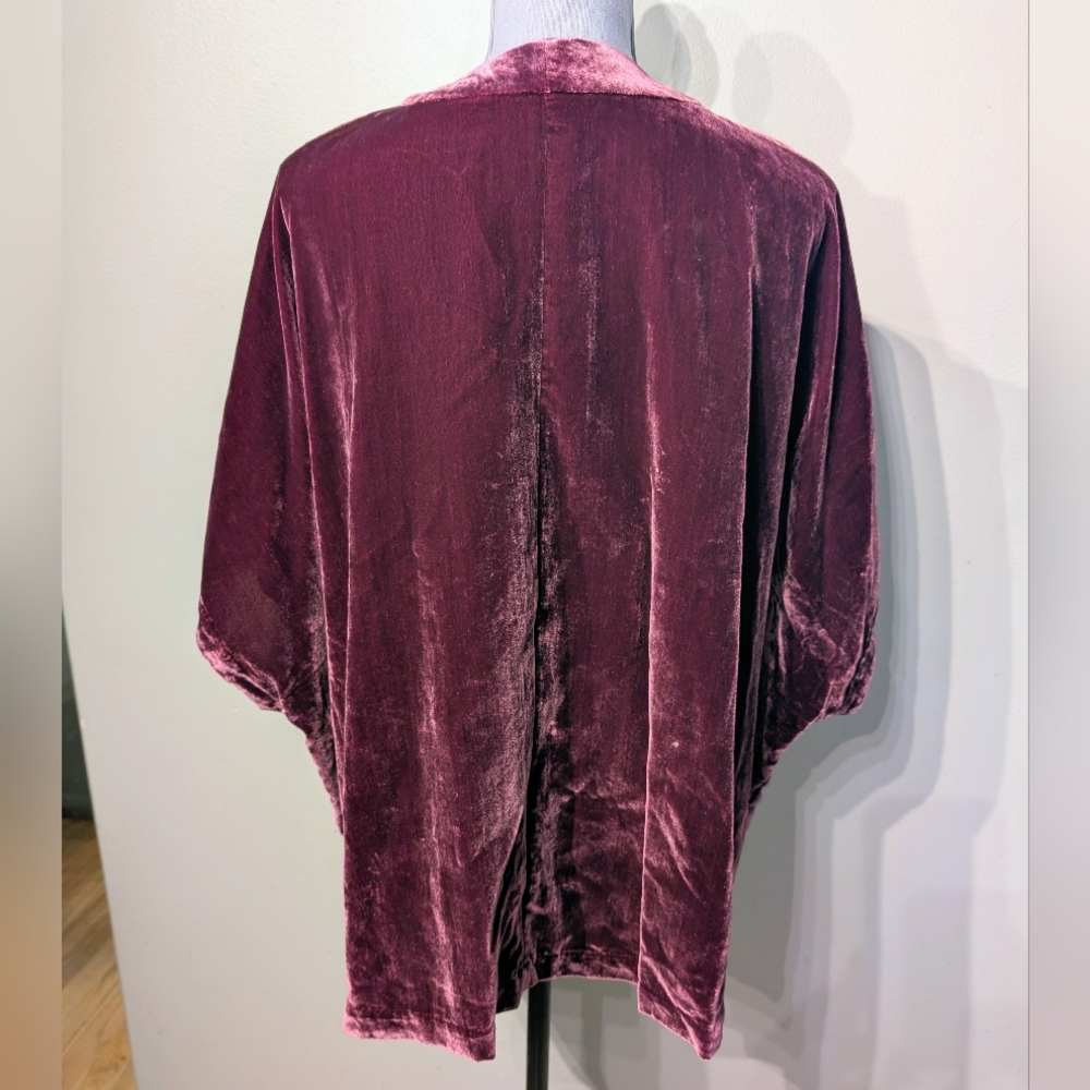 Aritzia Talula Velvet Fawkner Dolman Open Kimono Cardigan Burgundy XXS XS - Picture 6 of 11